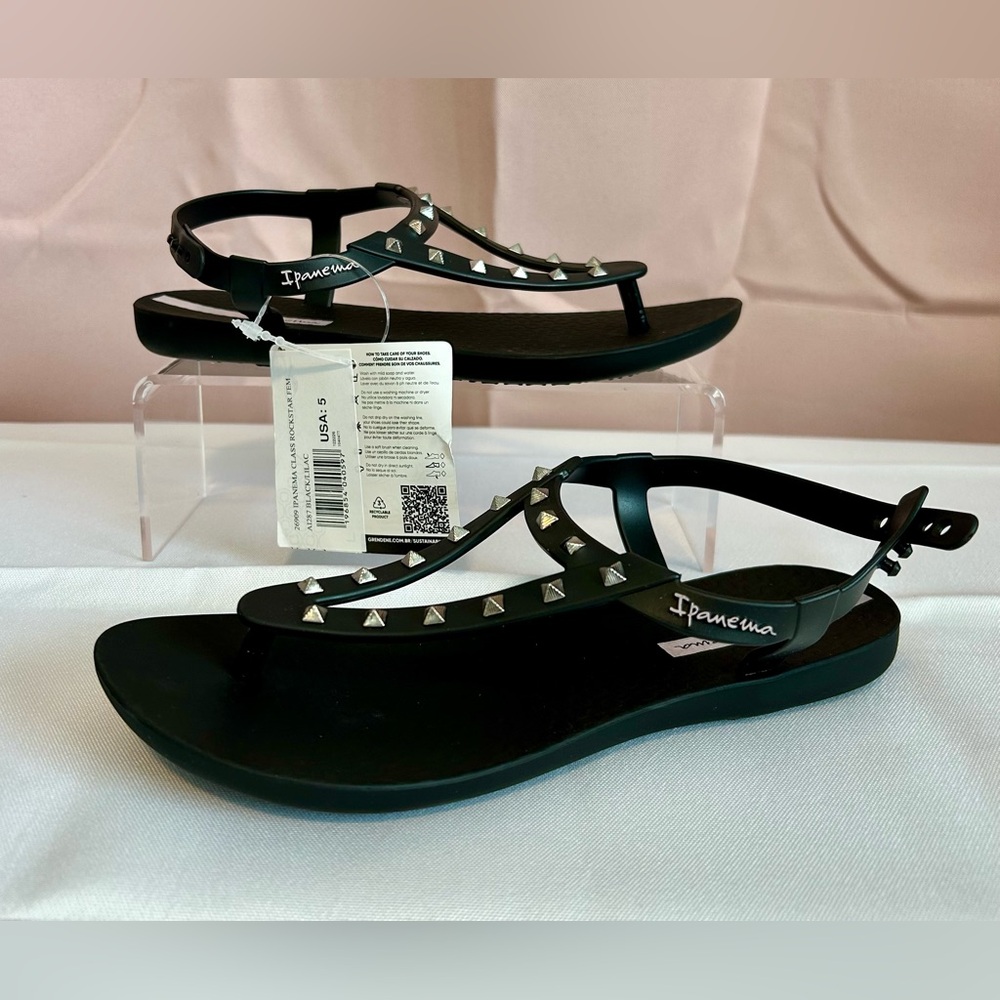 Ipanema Rockstar Black Studded Sandals